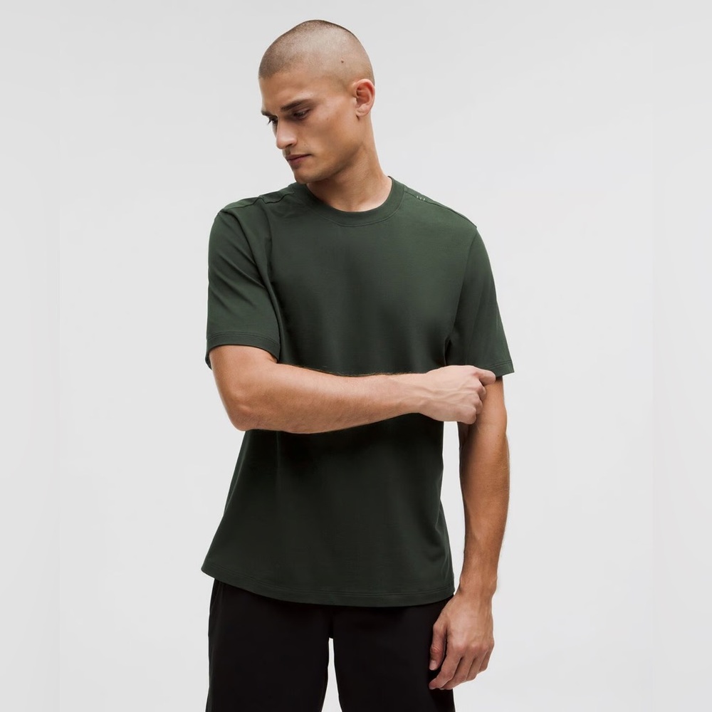 Men’s Lululemon Zeroed In Short-Sleeve Shirt Medium NWT